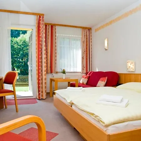 Stadthotel Raabs an der Thaya Exterior foto